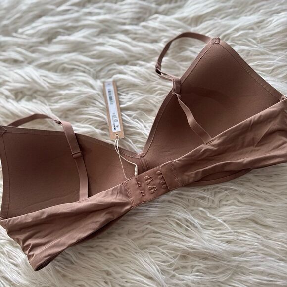 Skims Wireless Form Pushup Plunge Bra Sienna Size 36C - Picture 7 of 8